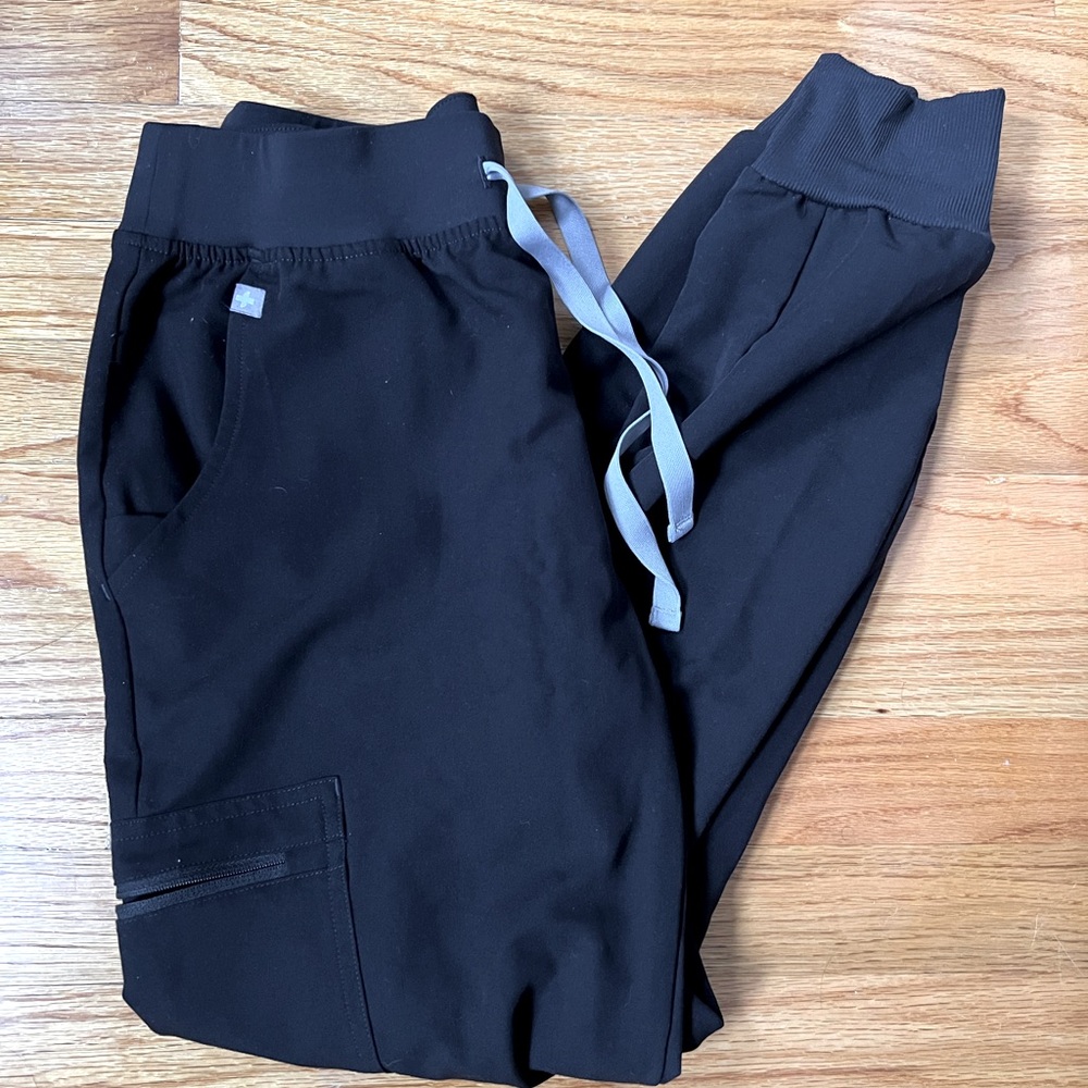 FIGS Zamora joggers (mid rise)